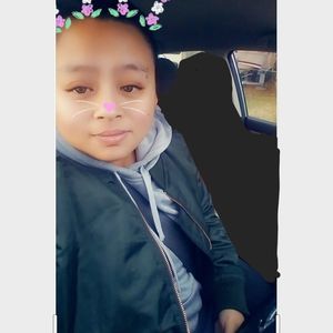 Meet your Posher, Emiily